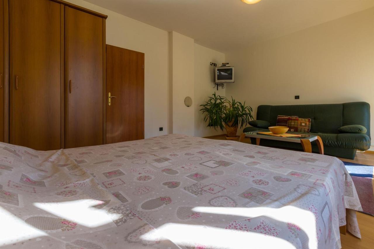 Apartments Villa Katarina 塞尔瑟 外观 照片